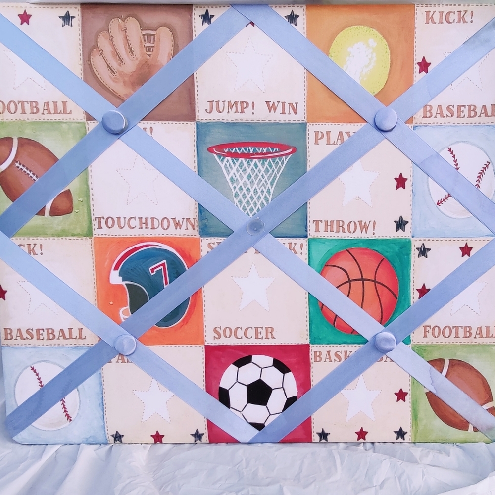 'Colleen Karis Designs' Children's Athletic Msg/Picture Board